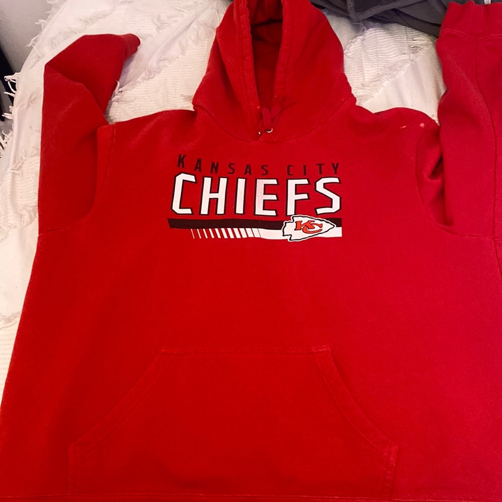 Chiefs sweatshirt